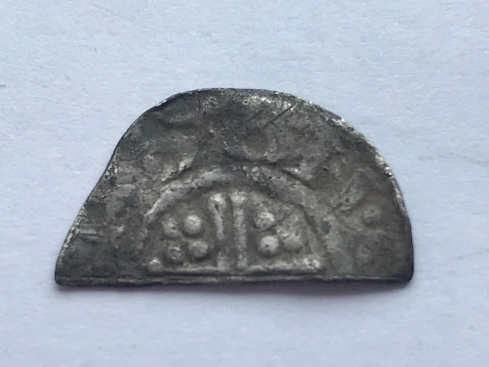Short Cross Cut Half Penny Henry III or earlier - Image 1 of 4