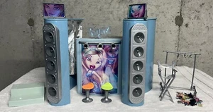 Bratz 2003 Y2K Super Stylin Runway Disco!  Centerpiece, Speakers, Accessories - Picture 1 of 13