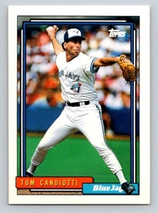 1992 Topps 38 Tom Candiotti Toronto Blue Jays - Picture 1 of 2