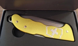 Victorinox 2023 Limited Edition Hunter Pro Alox Electric Yellow - Picture 1 of 6