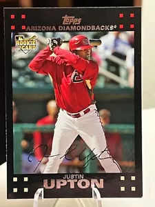 2007 Topps Update JUSTIN UPTON Rookie RC #UH327 Arizona Diamondbacks - Picture 1 of 2