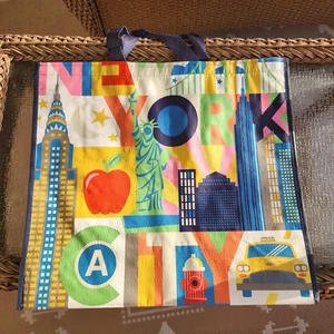 New Large Reusable Tote Shopping Bag NEW YORK TJ MAXX Colorful Statue of Liberty - Picture 1 of 9
