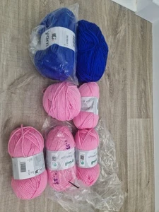 double knitting wool bundle - Picture 1 of 1