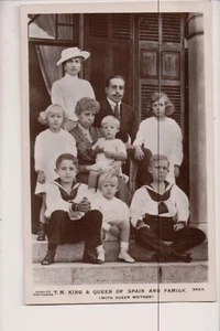 Vintage Postcard Queen Mother King Alphonse XIII & Queen Ena Of Spain & Children - Picture 1 of 2
