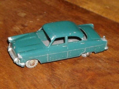 Vintage Lesney Matchbox 33 33a Dark Green Ford Zodiac MW 1957 - Image 1 of 4