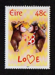 IRELAND SCOTT # 1528, MNH LOVE, MONKEEYS, CHIMPANZEES YEAR 2004 - Picture 1 of 1