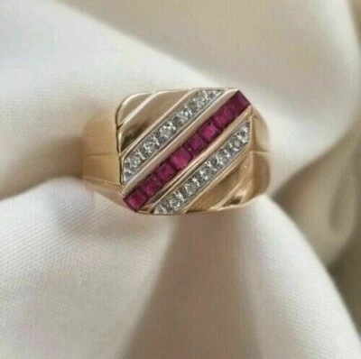 2.50 Ct Princess Cut Lab-Created Red Ruby Men's Wedding Ring 14K Yellow Gold FN - Image 1 of 4