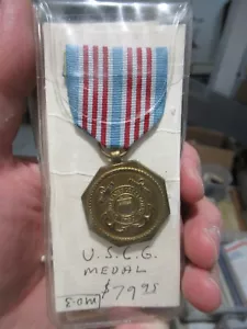 Original US Coast Guard Medal with Ribbon - Full Size - USCG Medal - For Heroism - Bild 1 von 4
