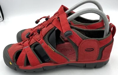 Keen Youth Big Kids Seacamp 2 CNX Closed Toe Outdoor Sandals Red Hook Loop Sz 5 - Image 1 of 4