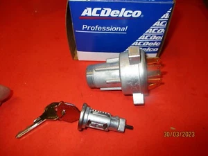 IMPALA-CAPRICE-CAMARO-CHEVELLE-CUTLASS- GM-1968-69- DELCO- INTERRUPTOR DE ENCENDIDO Y LLAVE - Imagen 1 de 4