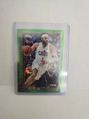2025 Topps Basketball Max Strus Green Holo Foil /99 - Image 1 of 2