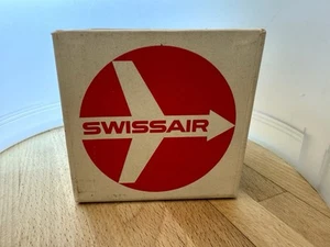 Caja de escritorio SWISSAIR vintage años 50’s 1960’s soporte para bolígrafo reloj en caja - Imagen 1 de 6