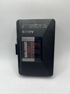 Sony Walkman WM-AF23 Cassette Player AM/FM Radio Parts Repair. Radio Works - Imagen 1 de 11