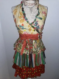 PIER 1 Full Apron Triple Ruffled Boho Shabby Chic Crisscross Floral Generous NWT - Picture 1 of 15