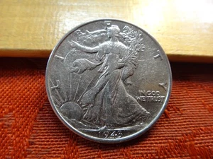 1943 United States Walking Liberty 90% Silver Half Dollar 50c Coin - No Reserve - Picture 1 of 3