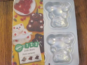 Wilton Mini  Teddy Bear Cake Cookie Candy Jello Pan - 2105-9437 -  Brand New!! - Picture 1 of 4
