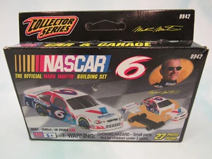 Mega Blocks NASCAR Mark Martin #6 Building Set Car Garage Collector Series #9942 - Bild 1 von 7