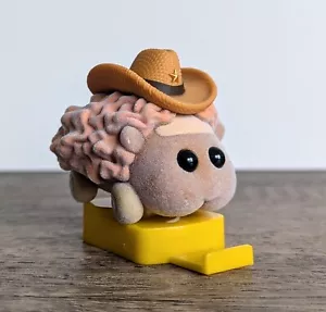 *NEW Freshly Unboxed* Pui Pui Molcar 2.5" Treasure Hunter Fuzmols Figure - Picture 1 of 2