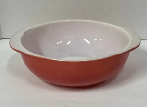 Pyrex FRIENDSHIP  Red 2 Quart CASSEROLE BOWL 024 Vintage Milk Glass 10” - Picture 1 of 9