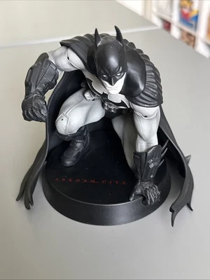 Batman Arkham City Rocksteady Collector's Edition Statue DC Comics Kotobukiya - Image 1 of 3