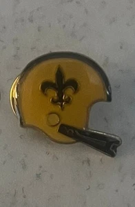 Vintage New Orlean Saints  NFL Classic Football Helmet Hat Lapel Pin ~ Mint - Picture 1 of 1