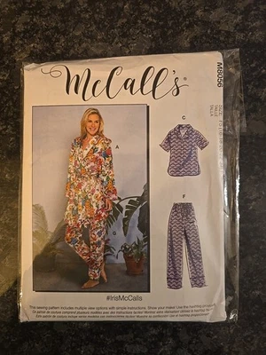 8056 MCCALLS PATTERN ROBE PAJAMAS IRIS  MISSES SIZES 16 18 20 22 24  UNCUT  NEW - Image 1 of 2