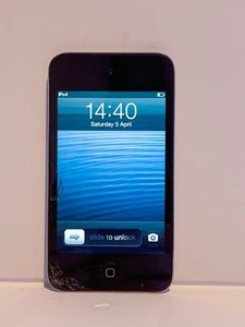 Apple iPod Touch 4th Generation (32GB) (A1367) Cracked Screen Fully working - Picture 1 of 4