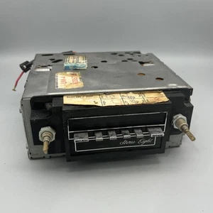 Vintage GM Delco GM2700-F AM/FM 8Track Car Radio Tuner PARTS/REPAIR UNTESTED - Bild 1 von 7