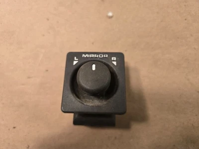 Land Rover Discovery 2 Power Mirror Control Switch AMR2498 - Image 1 of 4