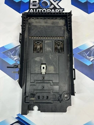 Soporte de montaje para bandeja de batería Ford Fusion 2013-2020 OEM DG9310723A Foto 1 de 4