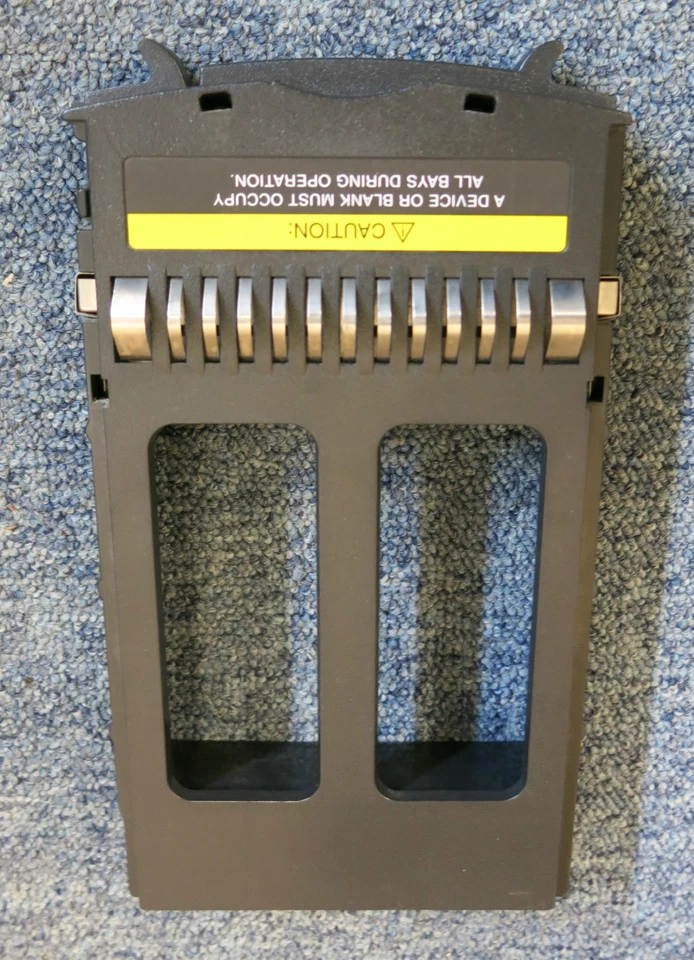 COMPAQ STORAGEWORKS HARD DRIVE CADDY BLANK P/N 349460-001 - Image 1 of 1