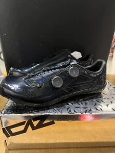Supacaz Kazze Carbon Road Shoe Clipless 44 US 10.5/ EU 44 Black Hologram - Picture 1 of 6