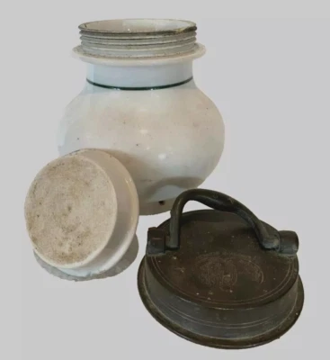 Pot couvert en porcelaine blanche et étain XIX siècle - Photo 1/4