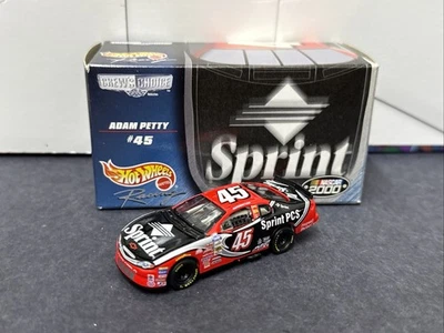 Adam Petty #45 Sprint PC 1/64 Chevy Monte Carlo Hot Wheels Crew's Choice NUEVO Foto 1 de 4