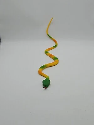 Figura de juguete larga de plástico SERPIENTE colorida y texturizada Foto 1 de 4