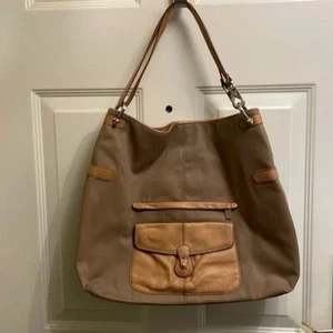 EUC is this LC (Liz Claiborne) Leather, Canvas Handbag. 14 x 16 x 3 - Bild 1 von 12