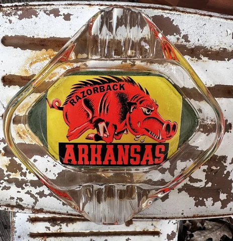 Vintage ARKANSAS RAZORBACK Ashtray Glass Razorbacks Hogs Cover