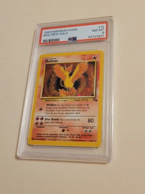 Moltres - Pokemon Fossil #12 - Near Mint to Mint PSA 8 - Image 1 of 4