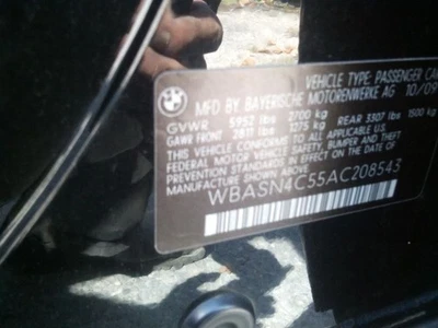 Passenger Grille Bumper Mounted Upper Fits 10-13 BMW 535i GT 1398474 Foto 1 de 4