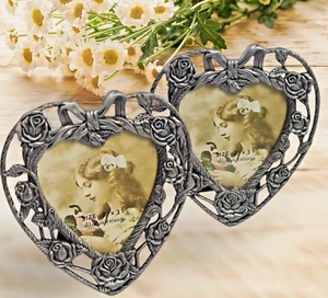 Cornice portafoto metallo argento cuore ornato design 2”x3” rose di San Valentino vintage - Foto 1 di 9