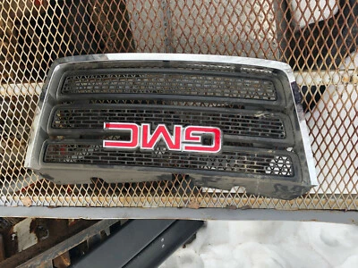 Genuine OEM Grille Grill for 10 11 12 13 14 15 GMC Terrain Take Off 20861706 - Image 1 of 3