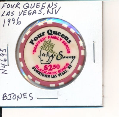 $2.50 CASINO CHIP -FOUR QUEENS LAS VEGAS NV 1996 BJONES #N4695 SAMMY SNAPPER - Image 1 of 2