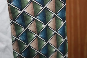Stafford Executive neck tie green blue tan 100% silk classic length wide - Imagen 1 de 3