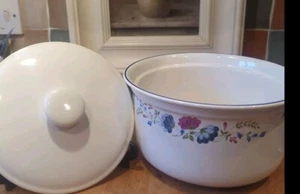 BHS Priory Tableware Casserole Dish With Lid 8.5" 22cm Diameter Immaculate Condi - Picture 1 of 9