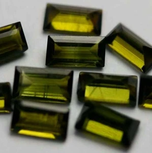 1Tormalina (VS) verde scuro baguette 5x3 mm - Foto 1 di 1
