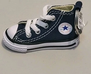 Keychain Ring Converse  "ALL STAR CHUCK TAYLOR PATCH SNEAKER EDITION"  - Picture 1 of 8