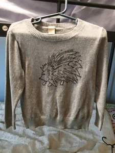 Harper Canyon Gray Knit Sweater With Artistic Graphic Size 3 - Picture 1 of 4