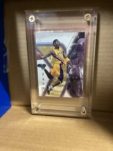 Kobe Bryant 2001-02 Upper Deck SPx Spectrum Los Angeles Lakers Basketball NBA#38 - Picture 1 of 2