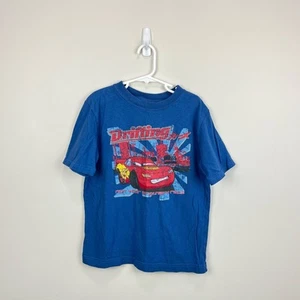 Vintage y2k Disney Cars T-Shirt Lightning McQueen Drifting Blue 6/7  - Picture 1 of 6