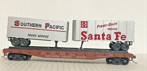 HO FLAT CAR  AUTO TRUCK HAULER  & TWO AUTO TRUCKS RTR. - Picture 1 of 2